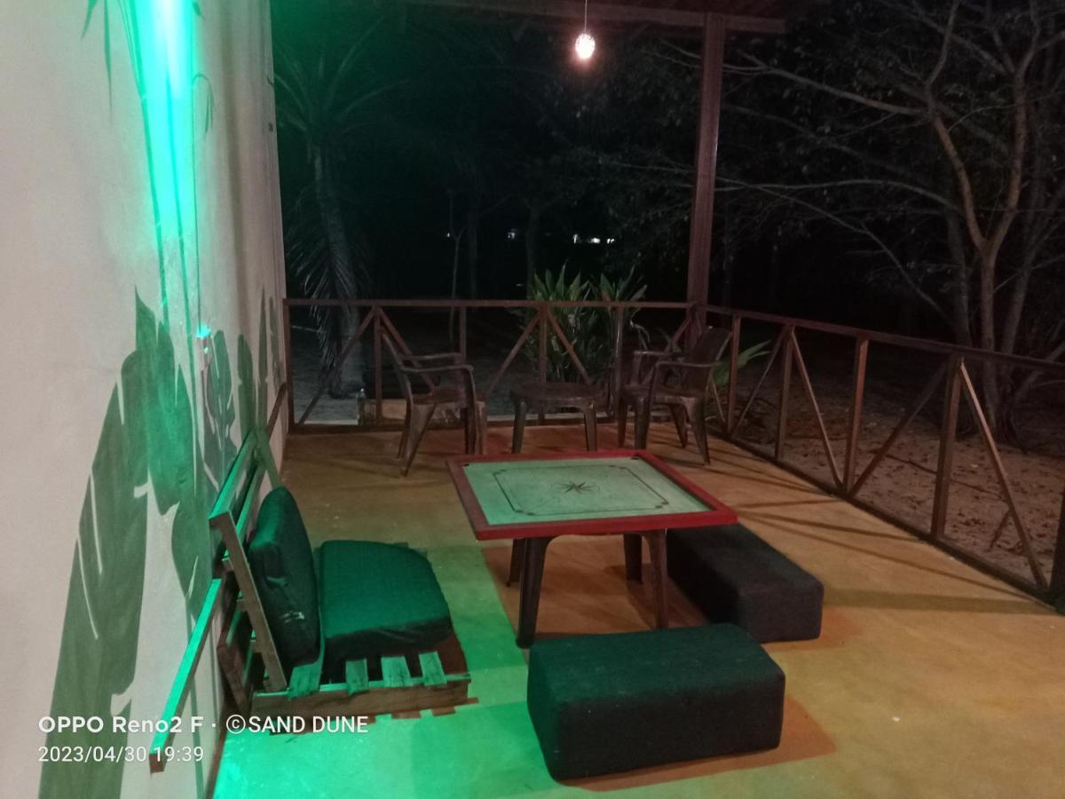 Sand Dune Beach Resort & Surf Camp Arugam Bay Exterior photo