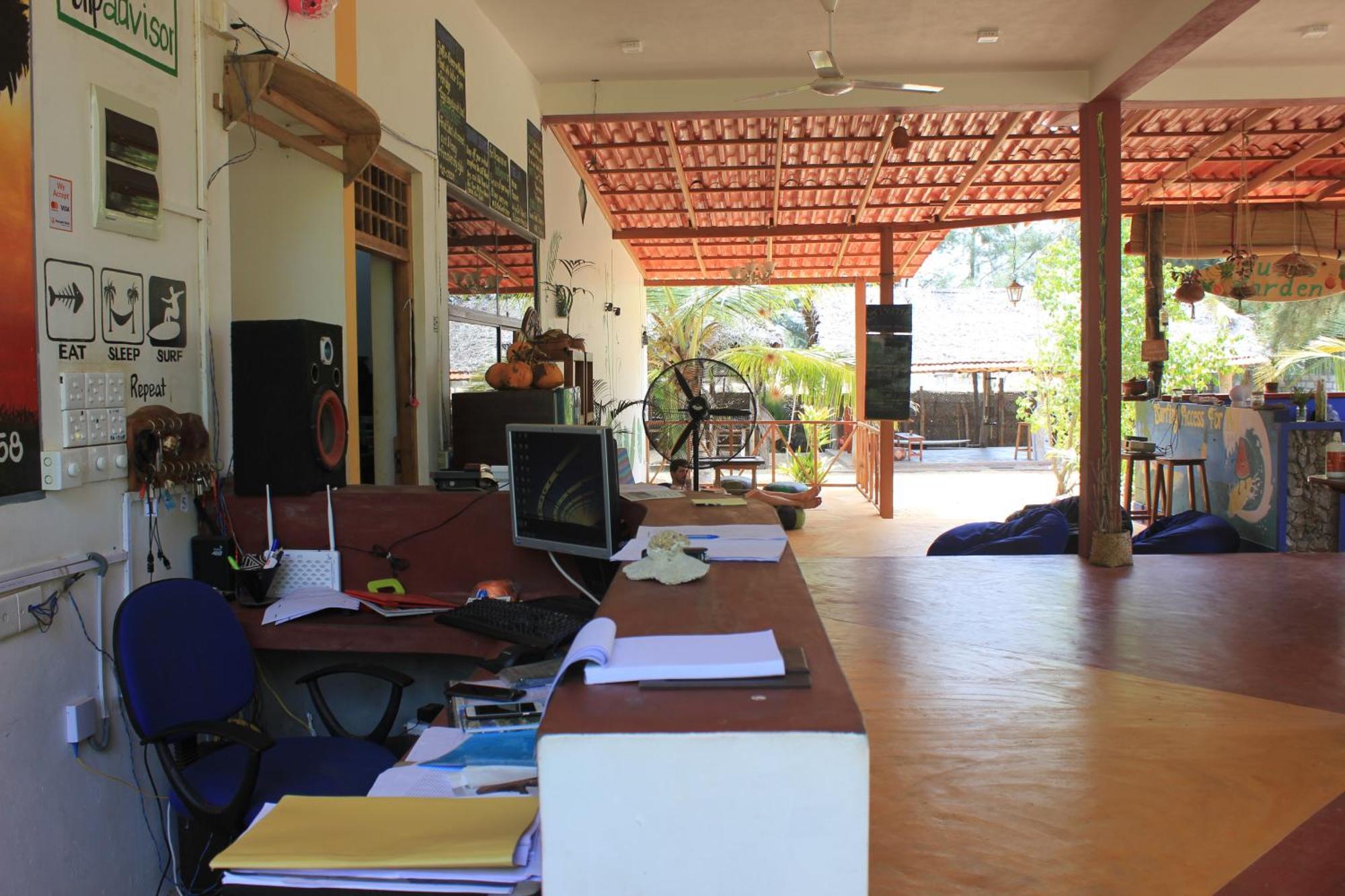 Sand Dune Beach Resort & Surf Camp Arugam Bay Exterior photo