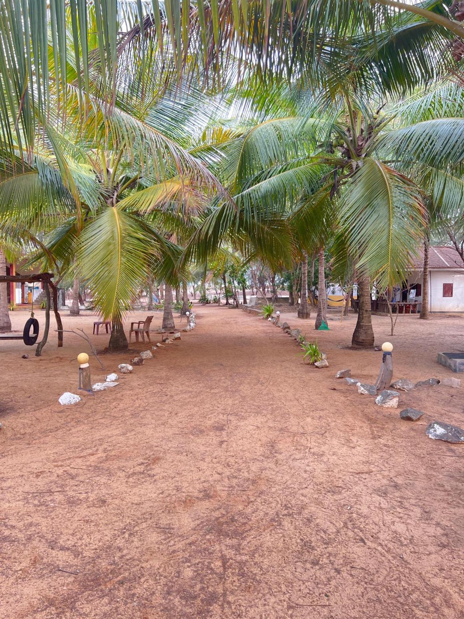 Sand Dune Beach Resort & Surf Camp Arugam Bay Exterior photo