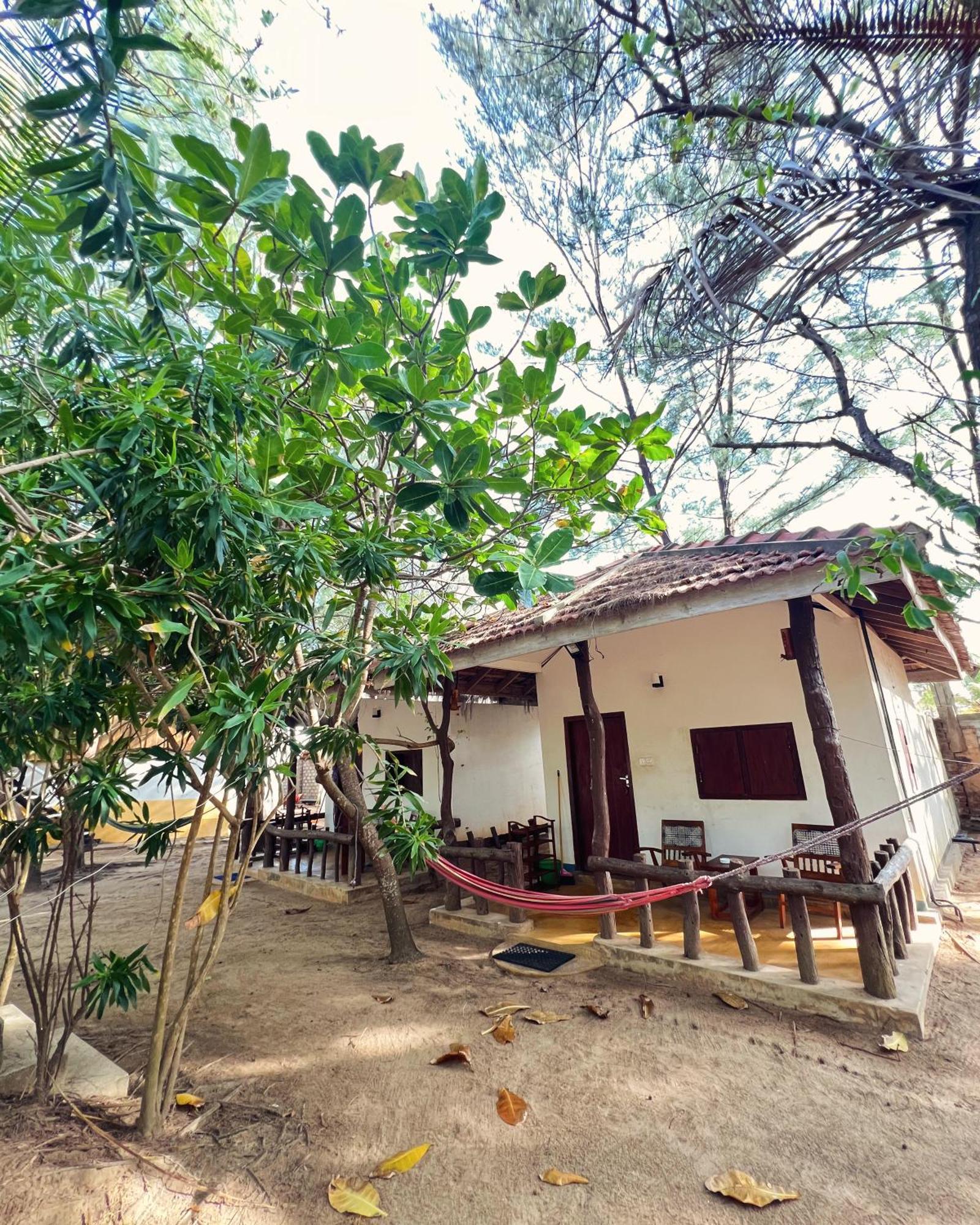 Sand Dune Beach Resort & Surf Camp Arugam Bay Exterior photo