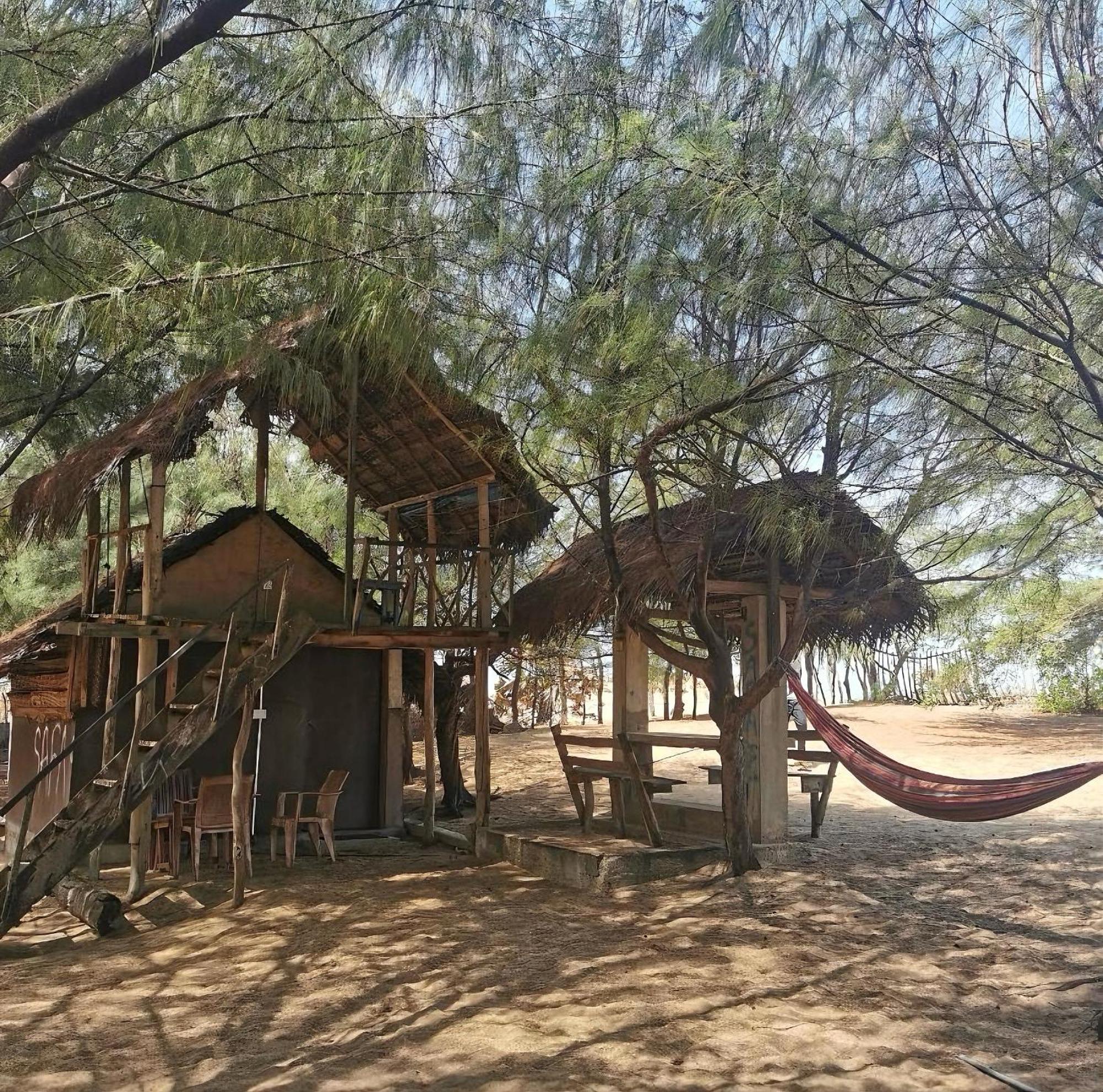 Sand Dune Beach Resort & Surf Camp Arugam Bay Exterior photo