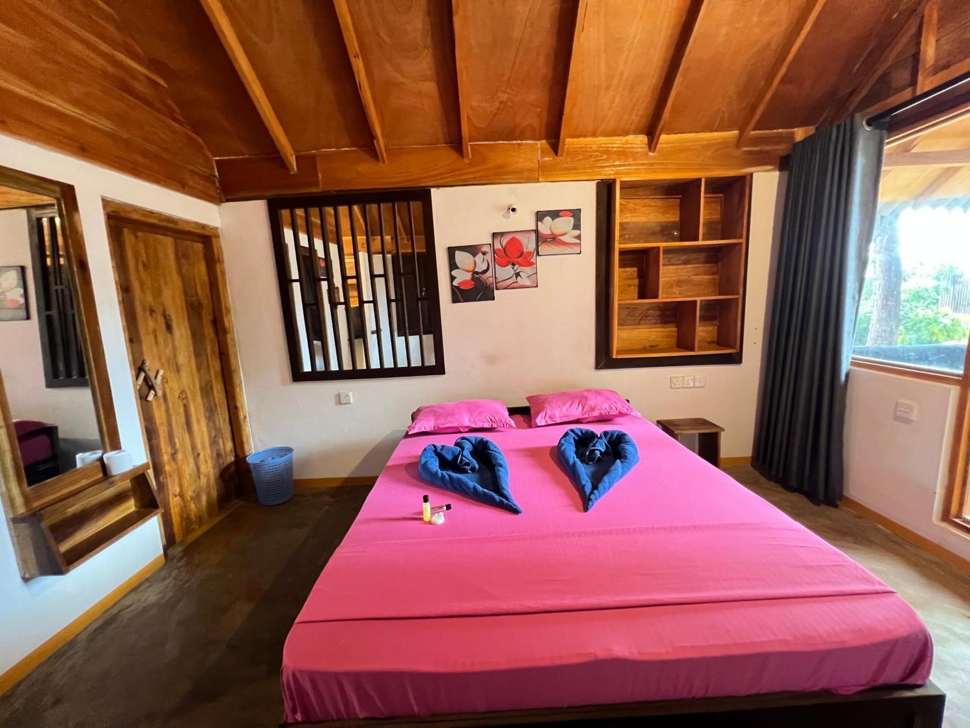 Sand Dune Beach Resort & Surf Camp Arugam Bay Exterior photo
